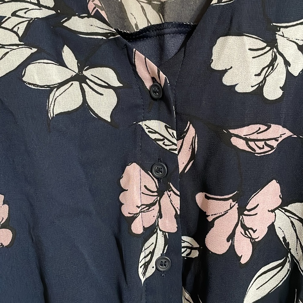 Lane Bryant floral long sleeve blouse - Picture 3 of 10